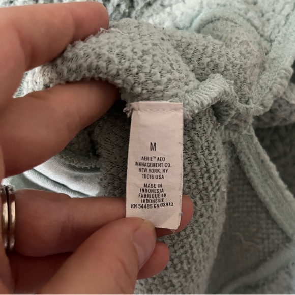 Aerie Cloud Sherpa in Dusty Sage / Size M - Picture 7 of 9